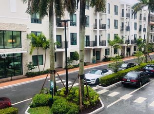 4740 SW 84th Ct #17, Miami, FL 33155