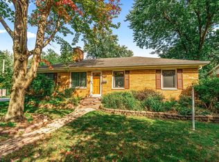 719 N President St, Wheaton, IL 60187