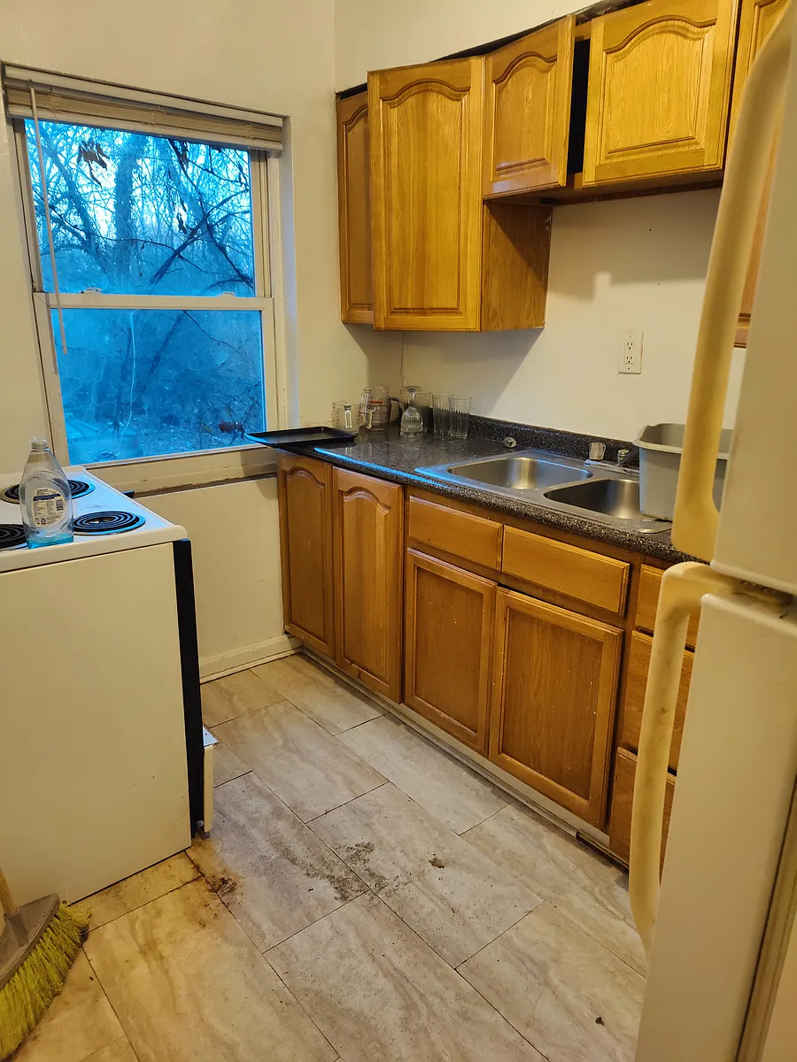 Building Photo - 3166 McHenry Ave #5