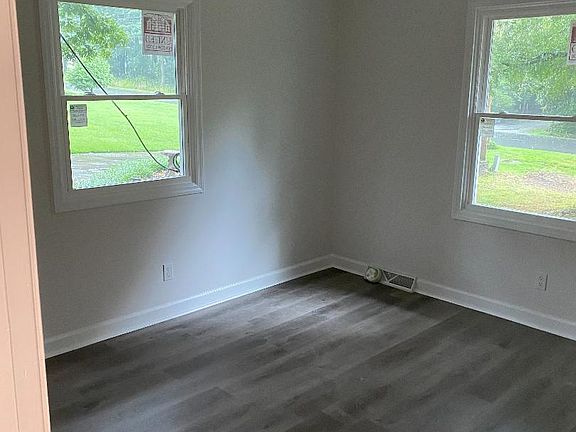2nd image of 204 Andrea Dr