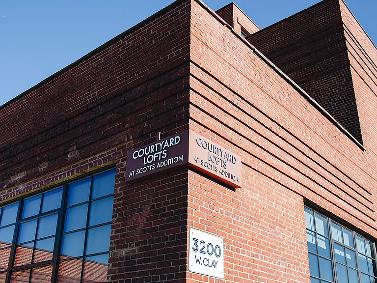 Courtyard Lofts — Photo 28