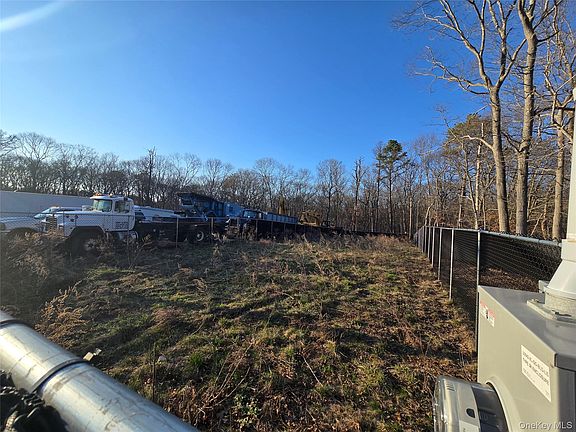 3rd image of 301A Moriches-Middle Island Road