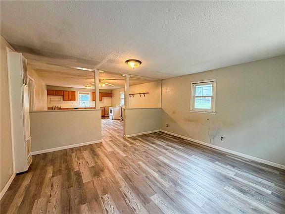 3rd image of 218 Highland Ave