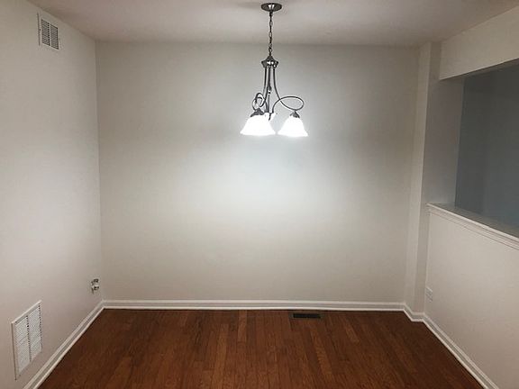 5th image of 39644 N Warren Ln #480-3