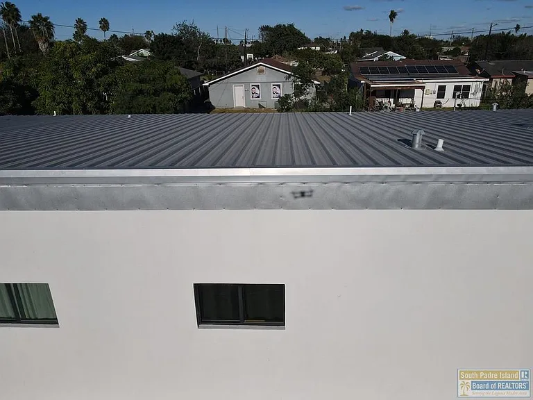 711 W South Shore Dr #B — Photo 25