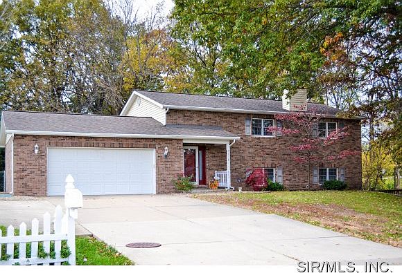 1st image of 803 Meadow Brook Dr