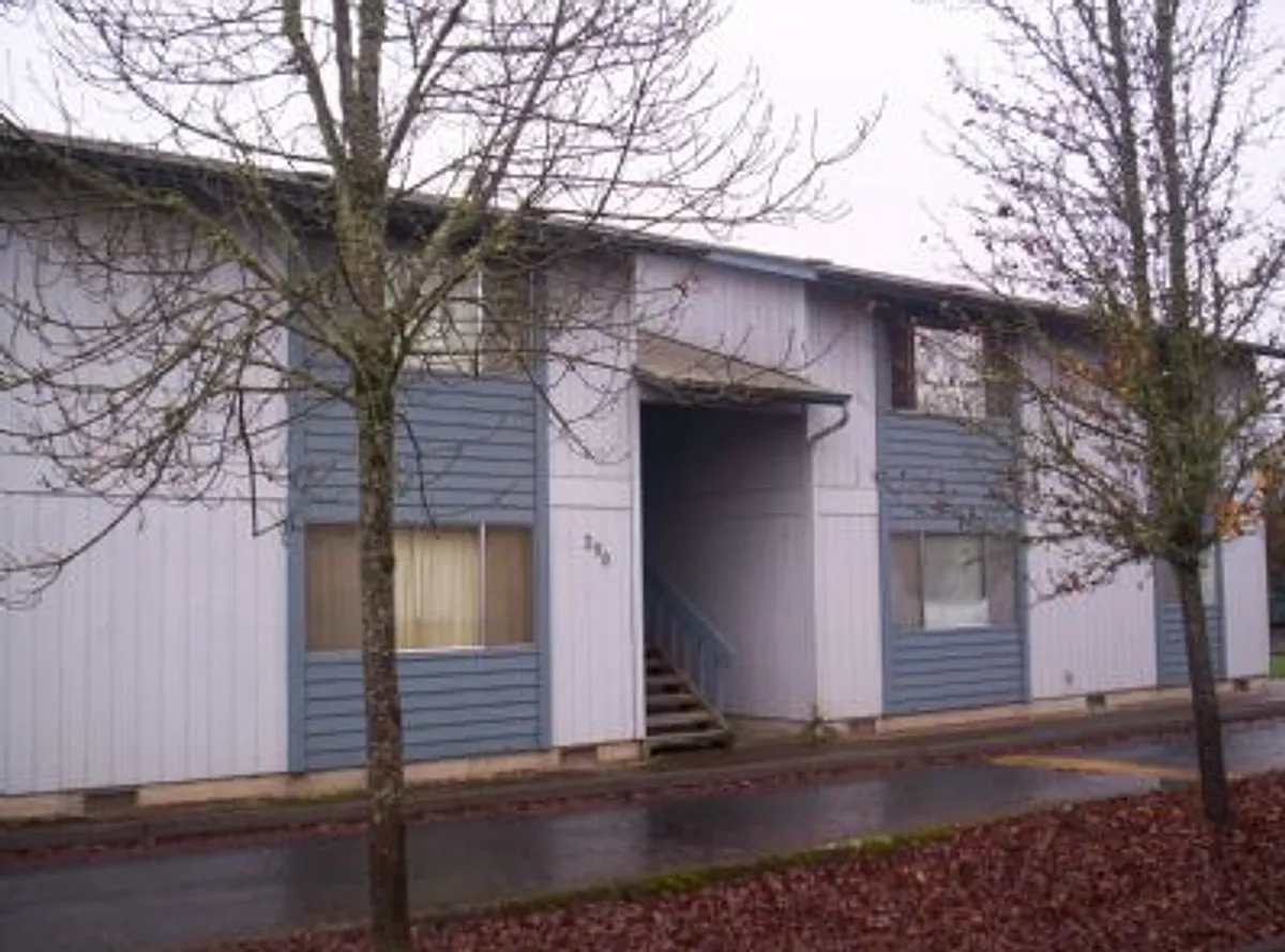 Building Photo - 282 S 47th St