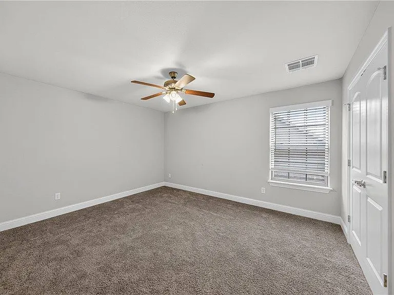 584 Quartz Way — Photo 23
