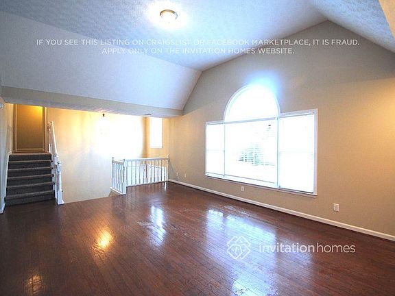 3rd image of 1778 Ascot Run NW