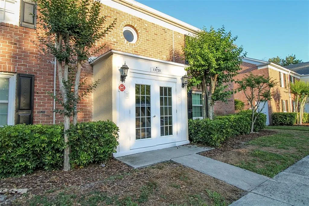 1 bed, 1.0 bath, 644 sqft, $1,350 — Photo 1