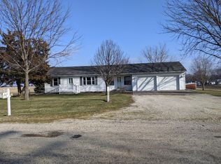 512 6th Ave N, Lyndon, IL 61261