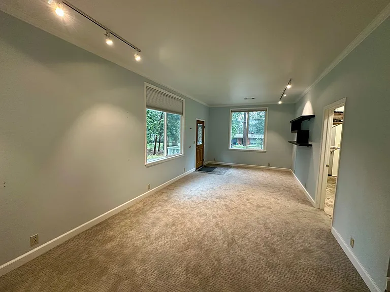 12725 Banner Lava Cap Rd — Photo 16