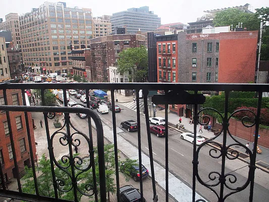 Rented by NY Home & Living Inc. | media 9