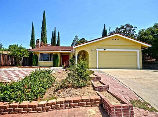 18 Blue Gum Ct, Pleasant Hill, CA 94523