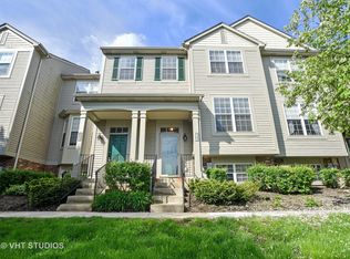 1075 Ellsworth Dr, Grayslake, IL 60030