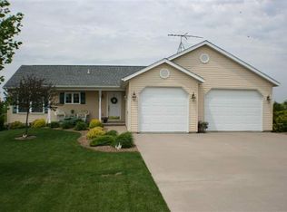 2931 N Dr, Parnell, IA 52325