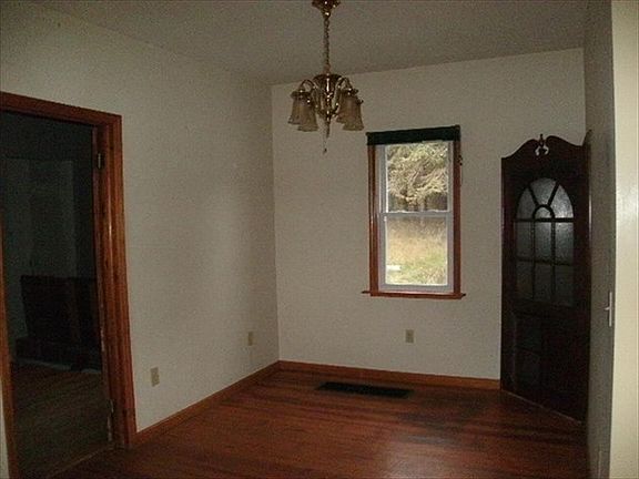 Formal Dining