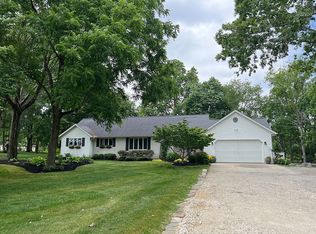 2430 S Medina Line Rd, Wadsworth, OH 44281