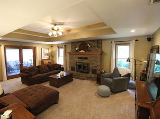 5496 S Franklin Ave, Springfield, MO 65810