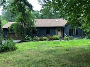 22 Rimrock Rd, Belchertown, MA 01007