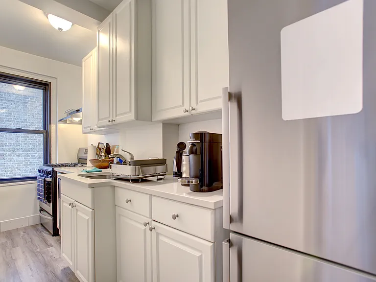 785 W End Ave #10-D — Photo 6