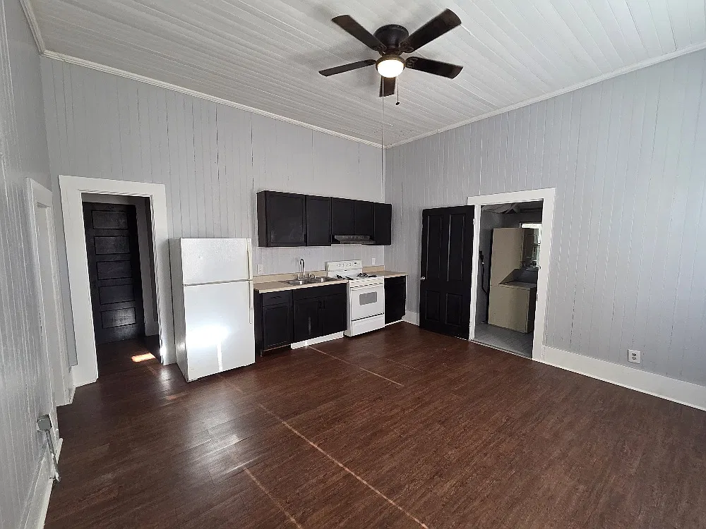 1 bed, 875 sqft, $850 — Photo 2