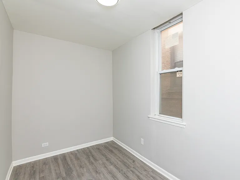 1022 W Fry St #1F — Photo 11