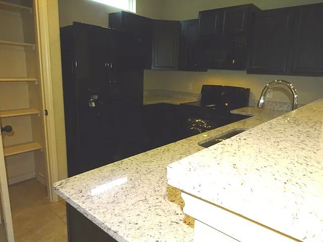 7010 Lakeview Dr #101 — Photo 25