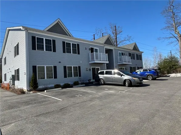 9 Gray Coach Ln Unit 913, Cranston, RI 02921