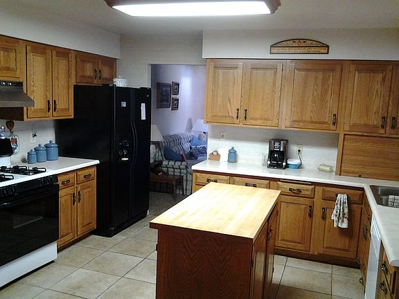 5th image of 821 Frank Maes Ave