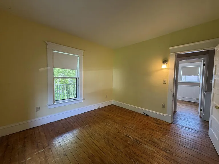 48 Monroe St #1 — Photo 16