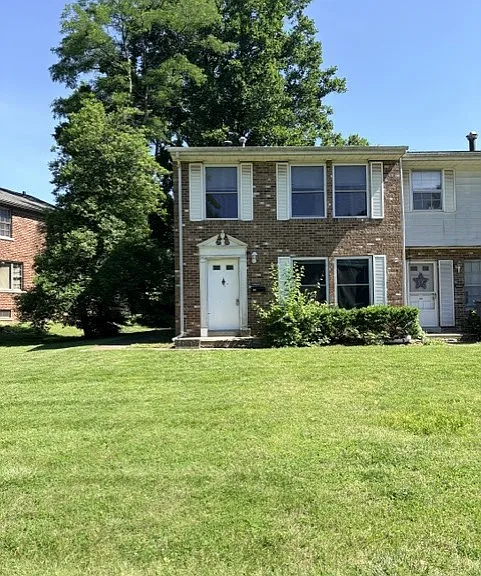 4502 S Park Dr — Photo 1