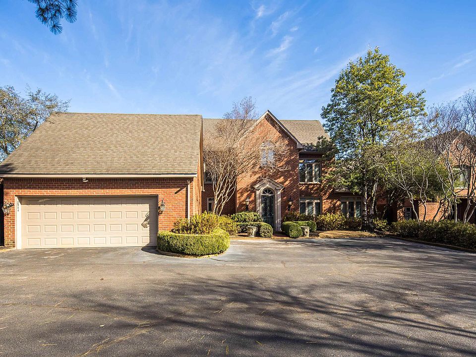 1st image of 2944 Gardens Way