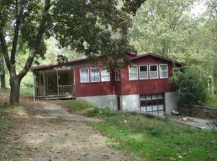 128 Fabyan Woodstock Rd, North Grosvenordale, CT 06255