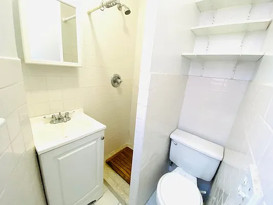 Rented by Highline Residential | media 16