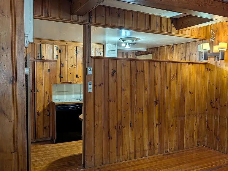 127 Bay State Road — Photo 5