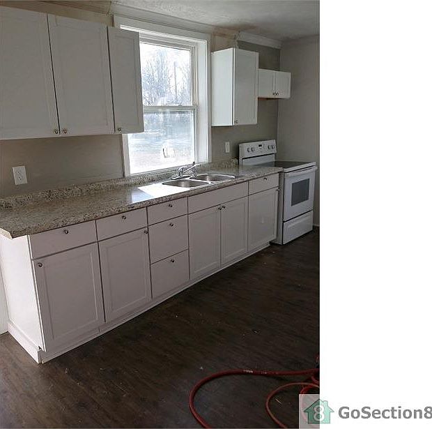 2nd image of 512 North Dr