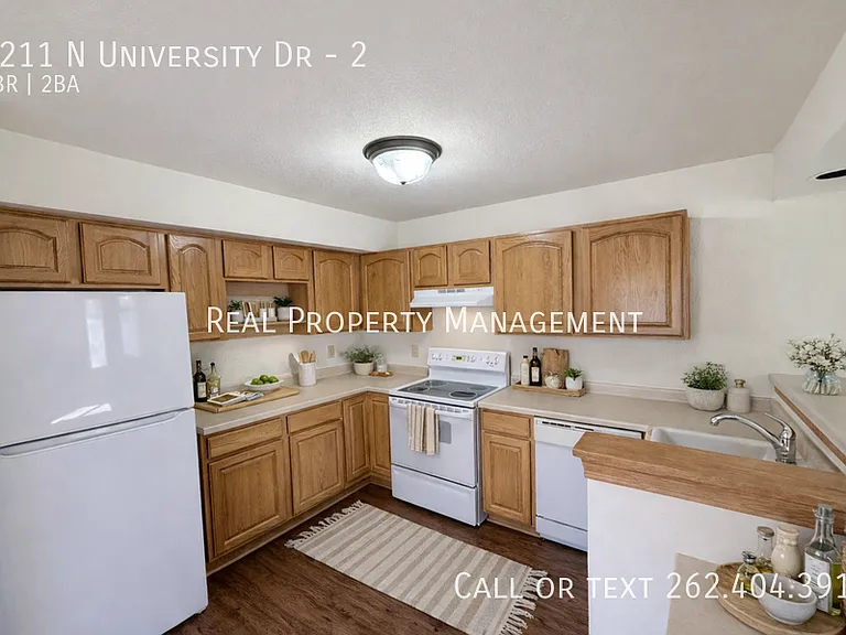 2211 N University Dr #2 — Photo 3