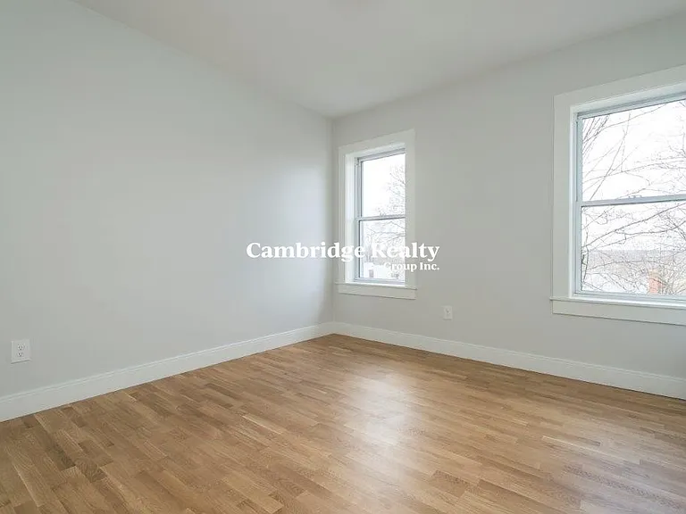 35 South St #4T — Photo 9