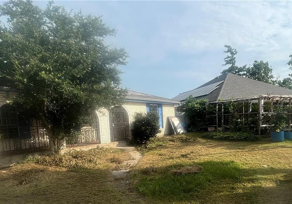 1st image of 4910 Strasbourg Pl