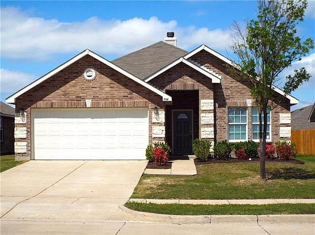 1st image of 904 Cathy Dr