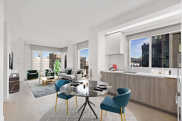 Rented by (Legacy) Elegran | media 2