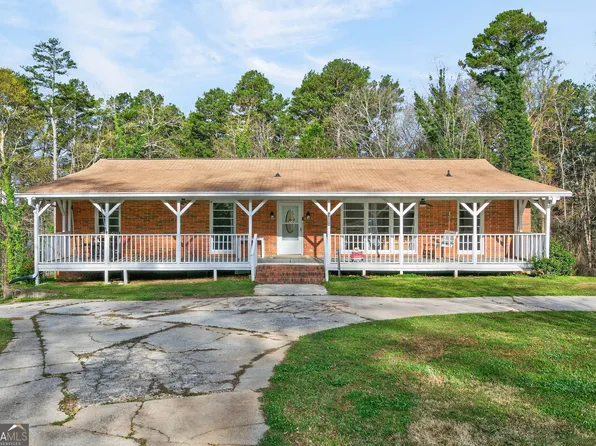 3460 Maynard Cir, Gainesville, GA 30506