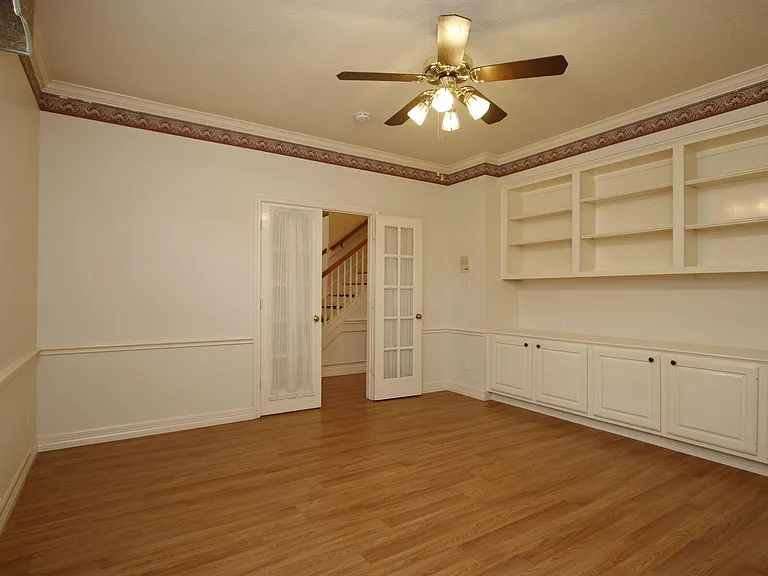 13618 Shadow Falls Ct — Photo 8