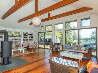 68 Ginn Point Rd, Owls Head, ME 04854