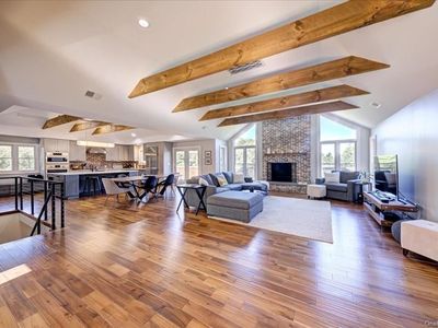 82 Mountain Ln, Beacon, NY, 12508