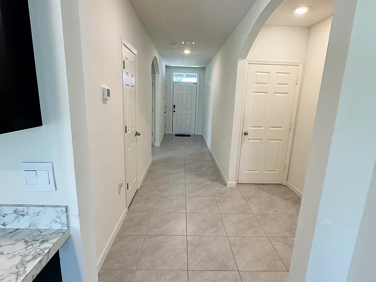 1836 Barber St — Photo 10