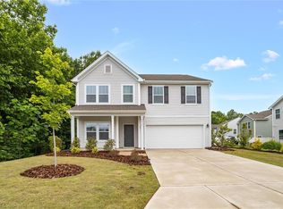 4038 Monteray Cir, High Point, NC 27265
