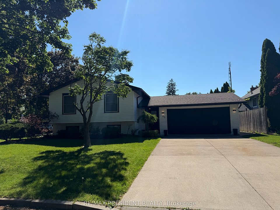 1st image of 45 Royal Oak Dr
