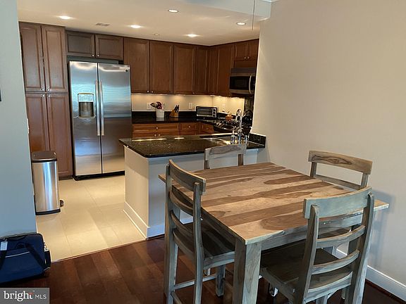 3rd image of 5 Park Pl APT 326
